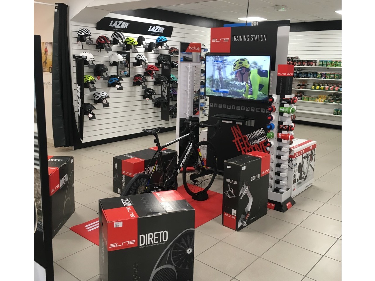Magasin de vélo à Orléans stand Home-trainer